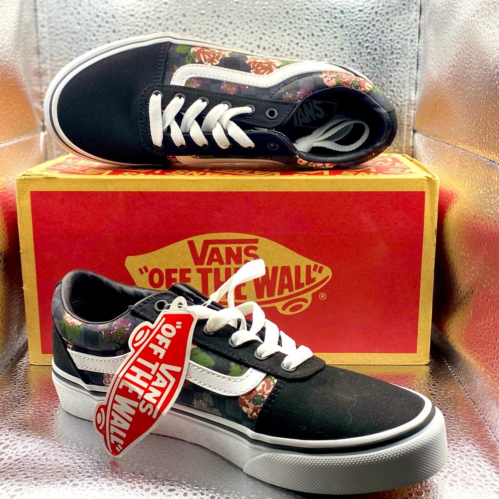 YOUTH VANS **NEW** w/ TAG & IN BOX